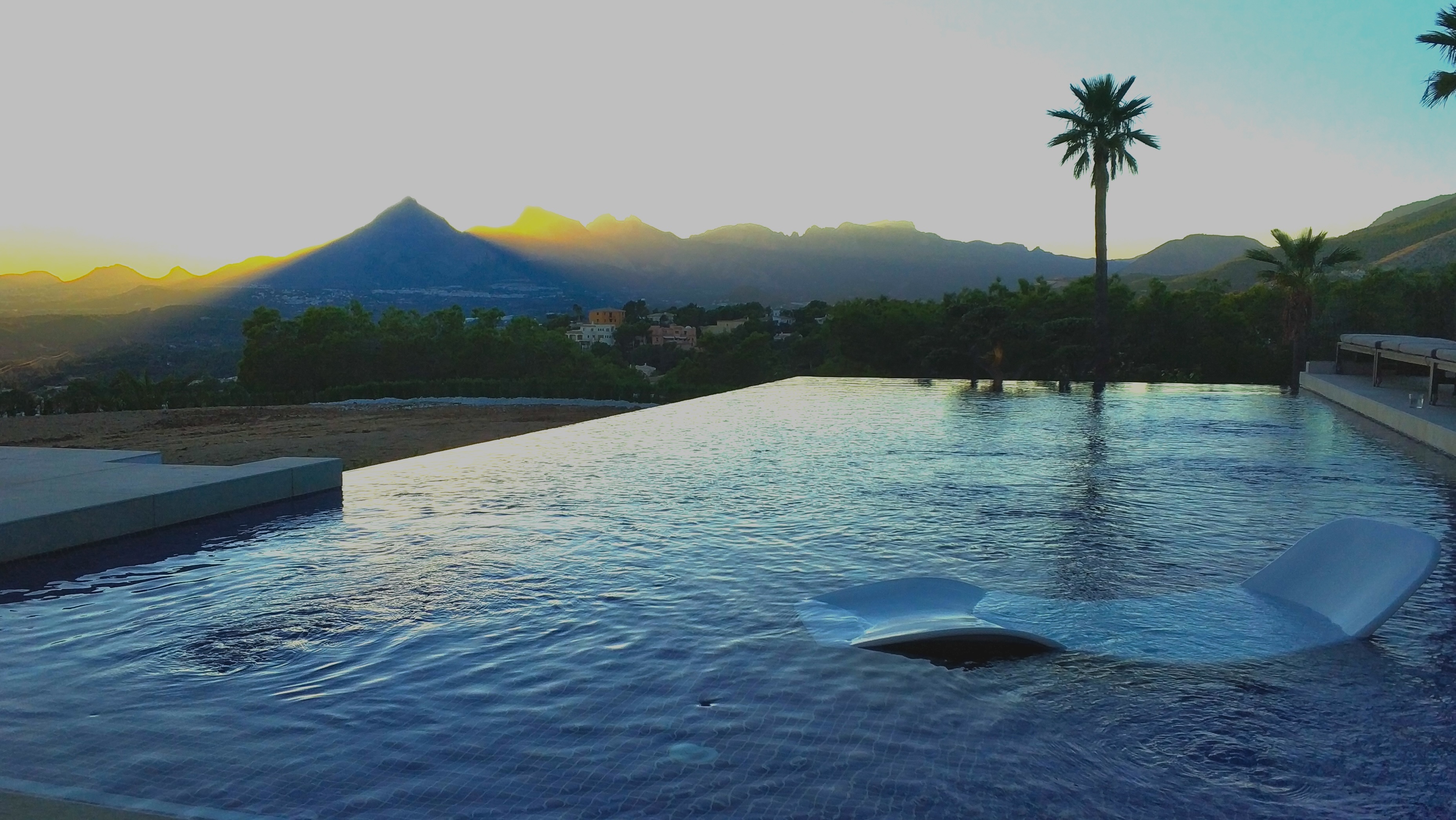 Piscina infinity